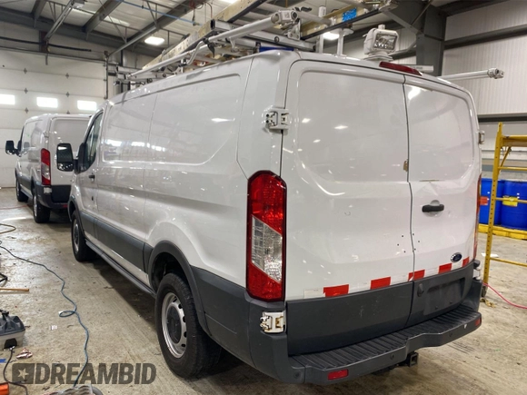 2016 Ford Transit z VIN 1FTYR1YM4GKB55543, wystawiony jako IAAI lot #42504585 z przebiegiem 104 991 mil mil oraz . Historia ofert i sprzedaży dostępna na DreamBid. Obrazek 34.