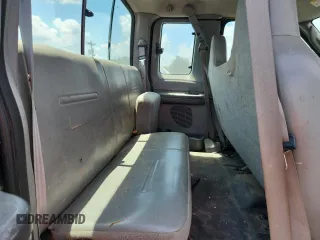 2004 Ford F-250 XL with VIN 1FTNX21L64EA61870, listed as a Copart auction lot 63971805 with 202,804 mi miles and Clean title. Bid and sale history available at DreamBid. Image 10.
