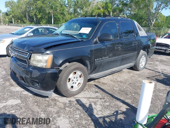 2007 Chevrolet Avalanche LTZ z VIN 3GNEC12J67G110914, wystawiony jako IAAI lot #41933097 z przebiegiem 197 230 mil mil oraz . Historia ofert i sprzedaży dostępna na DreamBid. Obrazek 17.