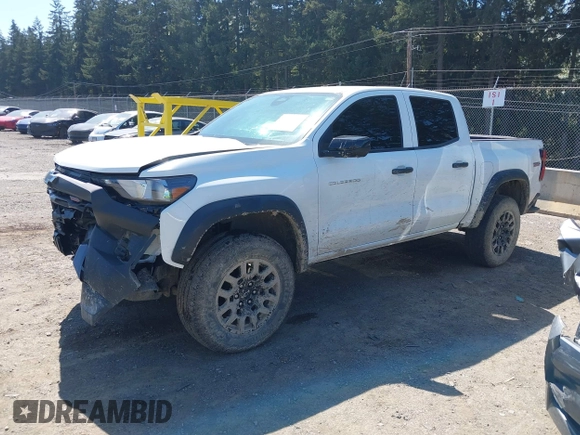 2023 Chevrolet Colorado 4WD Trail Boss with VIN 1GCPTEEK2P1203392, listed as a IAAI auction lot 42043211 with 27,589 mi miles. Bid and sale history available at carsss.com. Image 17.