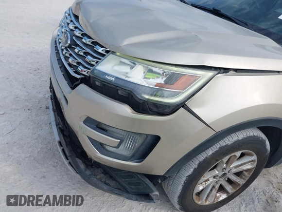 2017 Ford Explorer XLT с VIN 1FM5K7DH7HGA84857, выставлен на аукционе IAAI как лот 42064280 с пробегом 92 489 миль миль и . История ставок и продаж доступна на DreamBid. Изображение 6.