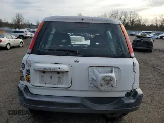 2000 Honda CR-V LX with VIN JHLRD1842YS005843, listed as a Copart auction lot 51677025 with 294,710 mi miles and Salvage Title. Bid and sale history available at carsss.com. Image 6.