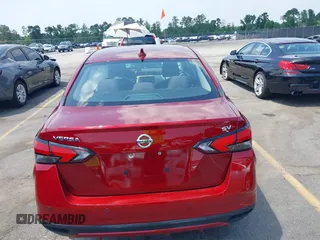 2021 Nissan Versa SV z VIN 3N1CN8EV4ML886711, wystawiony jako IAAI lot #42411222 z przebiegiem 55 401 mil mil oraz . Historia ofert i sprzedaży dostępna na DreamBid. Obrazek 16.
