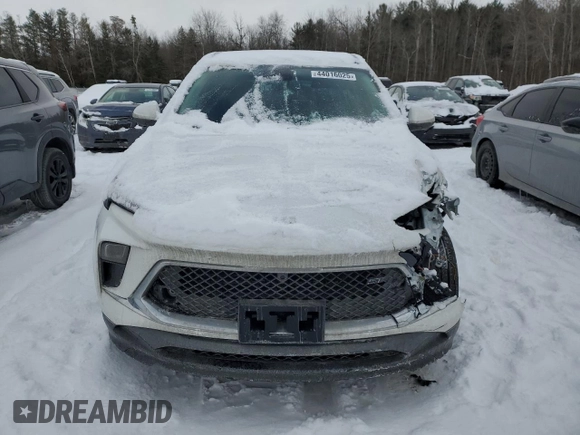 2025 Buick Encore GX Sport Touring with VIN KL4AMESL3SB100186, listed as a Copart auction lot 44016025 with 3,722 mi miles and Salvage title. Bid and sale history available at DreamBid. Image 5.