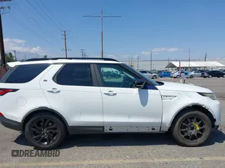 2017 Land Rover Discovery HSE Luxury with VIN SALRHBBV7HA045066, listed as a IAAI auction lot 42132061 with 95,919 mi miles. Bid and sale history available at carsss.com. Image 13.