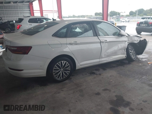 2019 Volkswagen Jetta SEL with VIN 3VWEB7BU9KM166586, listed as a IAAI auction lot 41382619 with 39,872 mi miles and . Bid and sale history available at DreamBid. Image 4.