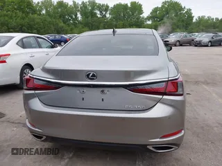 2019 Lexus ES 350 with VIN 58ABZ1B14KU030063, listed as a IAAI auction lot 42152099 with 71,017 mi miles and . Bid and sale history available at DreamBid. Image 16.