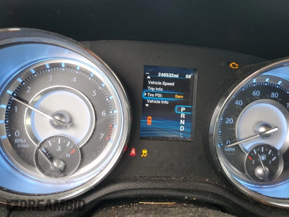 2012 Chrysler 300 Limited z VIN 2C3CCACG3CH310263, wystawiony jako Copart lot #83744764 z przebiegiem 246 532 mil mil oraz Szkoda całkowita • Salvage title. Historia ofert i sprzedaży dostępna na DreamBid. Obrazek 9.