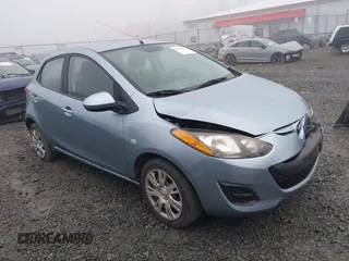 2013 Mazda 2 Sport z VIN JM1DE1KZ0D0167646, wystawiony jako IAAI lot #41335289 z przebiegiem 48 380 mil mil oraz . Historia ofert i sprzedaży dostępna na DreamBid. Obrazek 1.