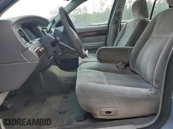 2004 Mercury Grand Marquis GS z VIN 2MEFM74W84X607050, wystawiony jako Copart lot #52303045 z przebiegiem 194 215 mil mil oraz Szkoda całkowita • Salvage title. Historia ofert i sprzedaży dostępna na DreamBid. Obrazek 7.