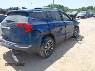 2019 GMC Terrain SLT z VIN 3GKALPEXXKL384695, wystawiony jako IAAI lot #42147681 z przebiegiem 86 060 mil mil oraz . Historia ofert i sprzedaży dostępna na DreamBid. Obrazek 4.