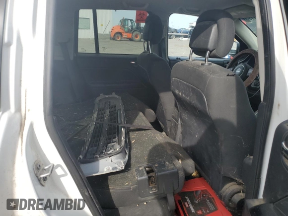 2017 Jeep Compass Sport с VIN 1C4NJCBA8HD124306, выставлен на аукционе Copart как лот 49730195 с пробегом 125 700 миль миль и Списание • Salvage title. История ставок и продаж доступна на DreamBid. Изображение 11.
