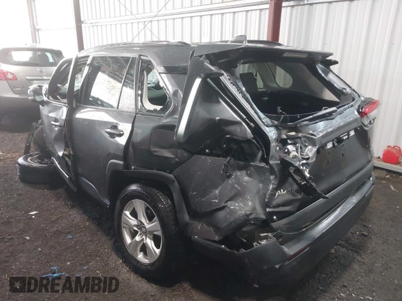 2021 Toyota RAV4 XLE with VIN 2T3W1RFVXMW117830, listed as a IAAI auction lot 41865708 with 94,990 mi miles. Bid and sale history available at carsss.com. Image 3.