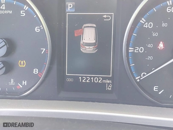 2018 Toyota RAV4 XLE with VIN JTMWFREV7JJ730968, listed as a IAAI auction lot 41778761 with 122,102 mi miles. Bid and sale history available at carsss.com. Image 15.