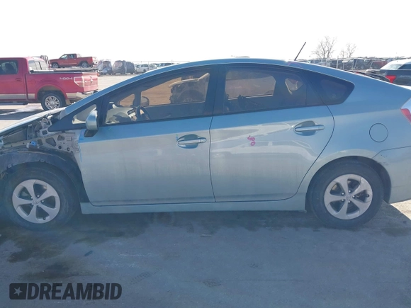 2013 Toyota Prius One with VIN JTDKN3DU7D1734725, listed as a IAAI auction lot 41702527 with 188,983 mi miles. Bid and sale history available at carsss.com. Image 14.