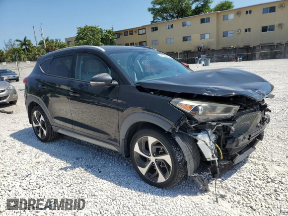 2017 Hyundai Tucson Value z VIN KM8J33A25HU285145, wystawiony jako Copart lot #53126025 z przebiegiem 89 912 mil mil oraz Szkoda całkowita • Salvage title. Historia ofert i sprzedaży dostępna na DreamBid. Obrazek 4.