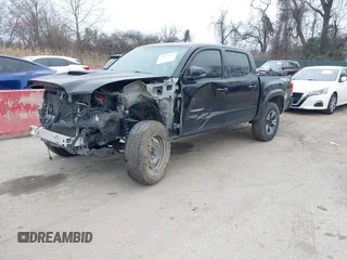 2017 Toyota Tacoma SR5 with VIN 5TFAZ5CN9HX043074, listed as a IAAI auction lot 41813109 with 137,335 mi miles and . Bid and sale history available at carsss.com. Image 20.