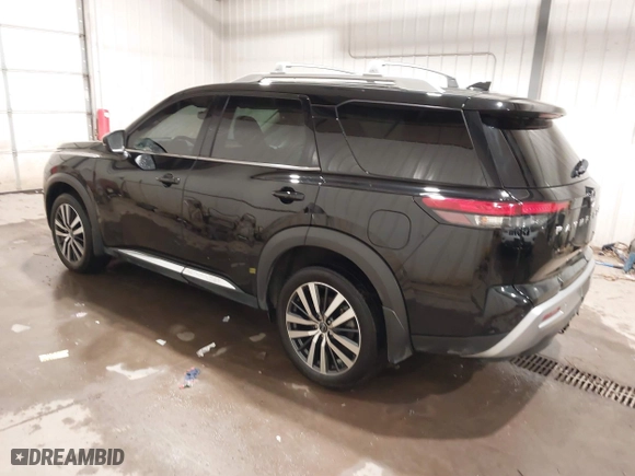 2022 Nissan Pathfinder Platinum with VIN 5N1DR3DJ4NC259359, listed as a IAAI auction lot 41412742 with 39,814 mi miles. Bid and sale history available at carsss.com. Image 3.