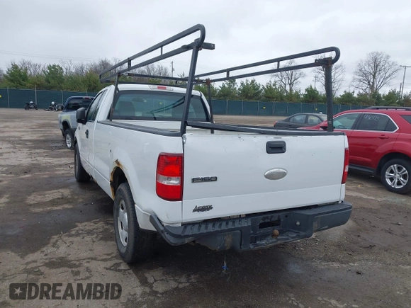 2007 Ford F-150 XL with VIN 1FTRF12207NA87325, listed as a IAAI auction lot 41918907 with 283,681 mi miles. Bid and sale history available at carsss.com. Image 3.