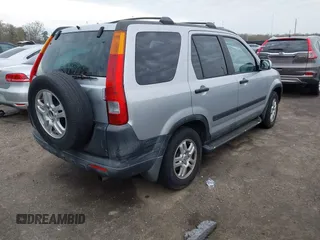 2003 Honda CR-V EX with VIN SHSRD78853U142437, listed as a IAAI auction lot 42015819 with 217,410 mi miles and . Bid and sale history available at carsss.com. Image 4.