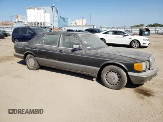 1988 Mercedes-Benz 560 with VIN WDBCA39D0JA401107, listed as a Copart auction lot 70535804 with 328,561 mi miles and Clean Title. Bid and sale history available at DreamBid. Image 4.