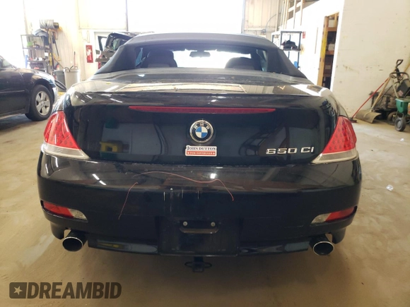 2004 BMW 6 Series 645Ci z VIN WBAEK73414B321589, wystawiony jako Copart lot #54207984 z przebiegiem 127 936 mil mil oraz Szkoda całkowita • Salvage title. Historia ofert i sprzedaży dostępna na DreamBid. Obrazek 6.