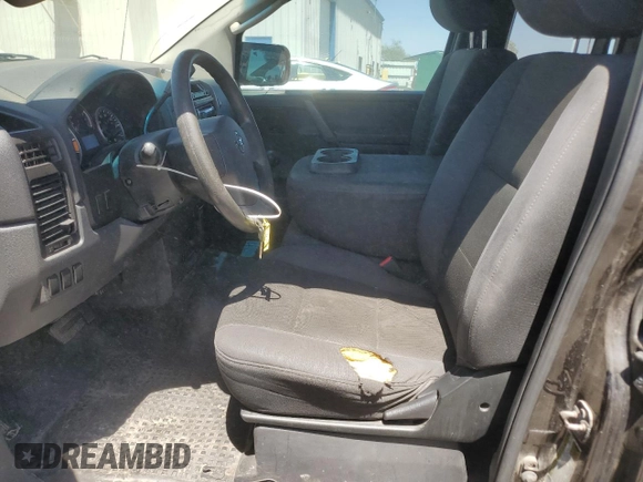 2011 Nissan Titan S with VIN 1N6AA0CH5BN309095, listed as a Copart auction lot 61105235 with 373,105 mi miles and Clean title. Bid and sale history available at DreamBid. Image 7.