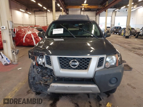 2013 Nissan Xterra S z VIN 5N1AN0NUXDN821211, wystawiony jako IAAI lot #41238046 z przebiegiem 131 649 mil mil oraz . Historia ofert i sprzedaży dostępna na DreamBid. Obrazek 12.