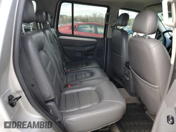 2003 Ford Explorer XLT с VIN 1FMZU63K43UC76671, выставлен на аукционе Copart как лот 42150405 с пробегом 200 728 миль миль и Списание • Salvage title. История ставок и продаж доступна на DreamBid. Изображение 11.
