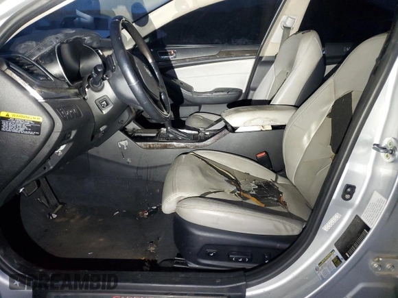 2016 Kia Cadenza Premium with VIN KNALN4D7XG5212654, listed as a Copart auction lot 75667623 with 0 mi miles and Salvage Title. Bid and sale history available at carsss.com. Image 7.