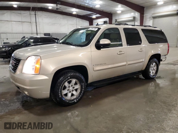 2007 GMC Yukon XL SLT with VIN 1GKFK16307J310654, listed as a Copart auction lot 47394195 with 197,988 mi miles and Salvage Title. Bid and sale history available at carsss.com. Image 1.