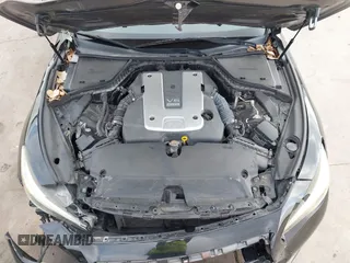 2015 Infiniti Q50 z VIN JN1BV7AP3FM335871, wystawiony jako IAAI lot #41472424 z przebiegiem 127 383 mil mil oraz . Historia ofert i sprzedaży dostępna na DreamBid. Obrazek 10.