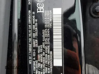 2019 Volvo XC40 R-Design with VIN YV4162UM7K2045386, listed as a Copart auction lot 47389645 with 101,592 mi miles and Salvage title. Bid and sale history available at DreamBid. Image 14.