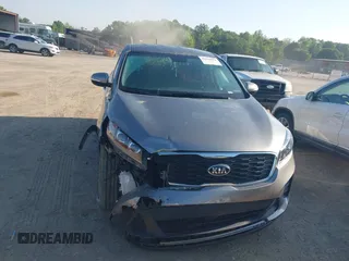 2019 Kia Sorento L z VIN 5XYPG4A38KG506389, wystawiony jako IAAI lot #42114952 z przebiegiem 64 333 mil mil oraz . Historia ofert i sprzedaży dostępna na DreamBid. Obrazek 12.