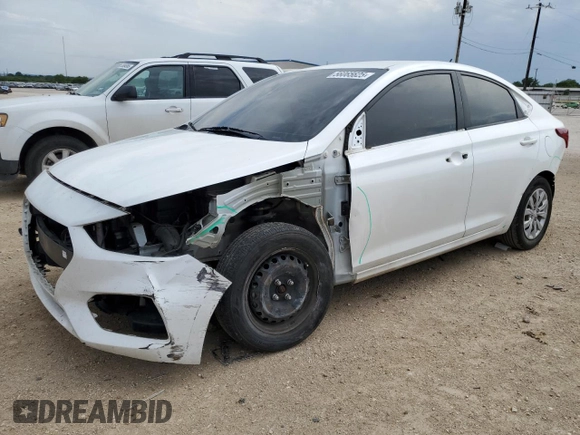 2021 Hyundai Accent SE z VIN 3KPC24A67ME147852, wystawiony jako Copart lot #56065625 z przebiegiem 77 003 mil mil oraz Szkoda całkowita • Salvage title. Historia ofert i sprzedaży dostępna na DreamBid. Obrazek 1.