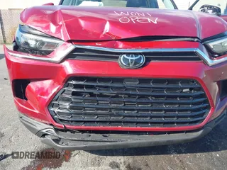 2024 Toyota Highlander XLE z VIN 5TDAAAA53RS008265, wystawiony jako IAAI lot #41626322 z przebiegiem 20 080 mil mil oraz . Historia ofert i sprzedaży dostępna na DreamBid. Obrazek 6.