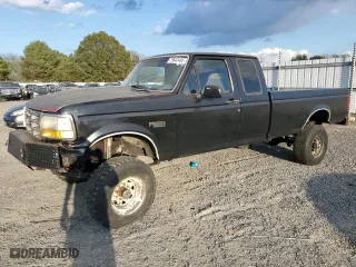 1993 Ford F-250 with VIN 1FTHX26M1PKA32006, listed as a Copart auction lot 79642484 with 0 mi miles and Salvage Title. Bid and sale history available at carsss.com. Image 1.