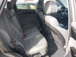 2016 Kia Sorento EX with VIN 5XYPH4A14GG002523, listed as a IAAI auction lot 41576679 with 112,787 mi miles. Bid and sale history available at carsss.com. Image 8.