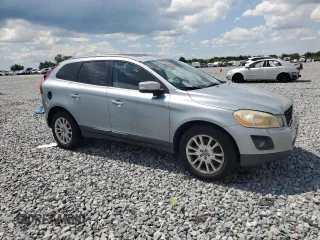2010 Volvo XC60 3.0T with VIN YV4992DZ6A2021746, listed as a Copart auction lot 63934795 with 112,698 mi miles and Clean title. Bid and sale history available at DreamBid. Image 4.