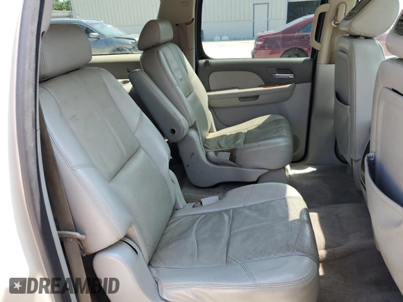 2008 Chevrolet Suburban LTZ with VIN 1GNFK16388R213823, listed as a Copart auction lot 57807615 with 329,193 mi miles and Clean title. Bid and sale history available at DreamBid. Image 11.