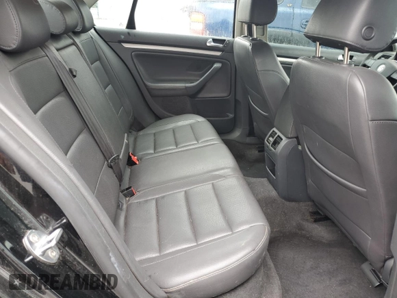 2006 Volkswagen Jetta 1.9L TDI z VIN 3VWST71K76M714347, wystawiony jako Copart lot #57715295 z przebiegiem 258 561 mil mil oraz Czysty tytuł • Clean title. Historia ofert i sprzedaży dostępna na DreamBid. Obrazek 10.
