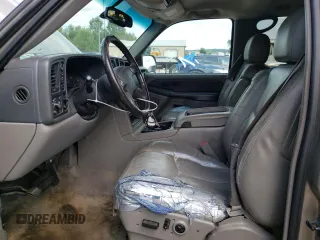 2003 Chevrolet Suburban Z71 with VIN 3GNFK16Z33G268595, listed as a Copart auction lot 66014724 with 297,782 mi miles and Salvage Title. Bid and sale history available at carsss.com. Image 7.