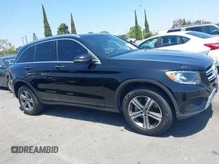 2018 Mercedes-Benz GLC 300 с VIN WDC0G4JB3JV086986, выставлен на аукционе IAAI как лот 42380208 с пробегом 90 250 миль миль и . История ставок и продаж доступна на DreamBid. Изображение 13.