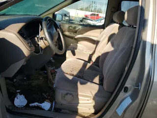 2001 Toyota Sienna CE with VIN 4T3ZF19C41U392115, listed as a Copart auction lot 43378475 with 152,438 mi miles and Salvage Title. Bid and sale history available at carsss.com. Image 7.