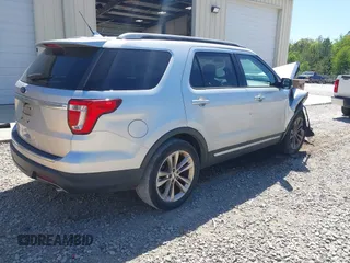 2018 Ford Explorer XLT with VIN 1FM5K7D85JGC22000, listed as a IAAI auction lot 42046406 with 227,828 mi miles and . Bid and sale history available at DreamBid. Image 4.