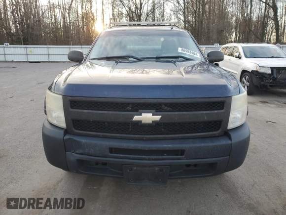 2009 Chevrolet Silverado 1500 Work Truck with VIN 1GCEC14X79Z170147, listed as a Copart auction lot 86993404 with 279,741 mi miles and Clean Title. Bid and sale history available at DreamBid. Image 5.