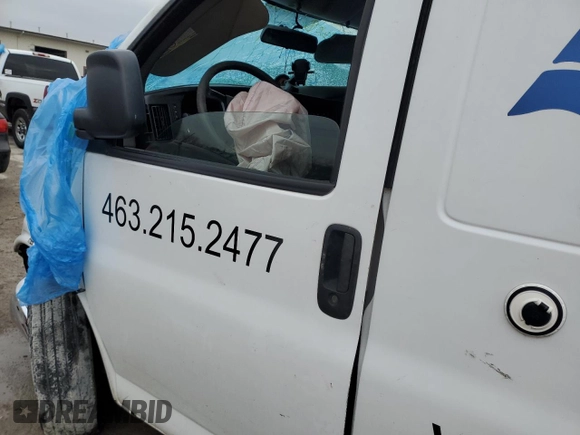 2014 Chevrolet Express Cargo Van with VIN 1GCWGFCB9E1137591, listed as a Copart auction lot 85784424 with 0 mi miles and Salvage Title. Bid and sale history available at carsss.com. Image 7.
