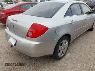 2007 Pontiac G6 with VIN 1G2ZG58B574248144, listed as a IAAI auction lot 42014849 with 174,846 mi miles. Bid and sale history available at carsss.com. Image 4.