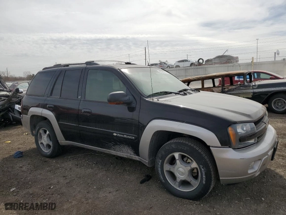 2004 Chevrolet TrailBlazer LS with VIN 1GNDT13S642209417, listed as a Copart auction lot 49528795 with 146,765 mi miles and Clean Title. Bid and sale history available at carsss.com. Image 4.