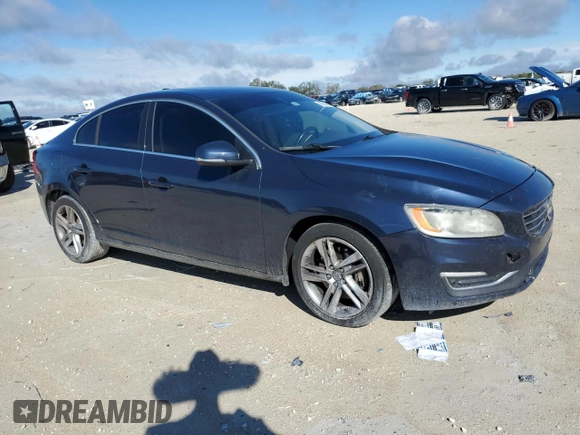 2014 Volvo S60 T5 z VIN YV1612FSXE1297575, wystawiony jako Copart lot #46664245 z przebiegiem 128 429 mil mil oraz Szkoda całkowita • Salvage title. Historia ofert i sprzedaży dostępna na DreamBid. Obrazek 4.